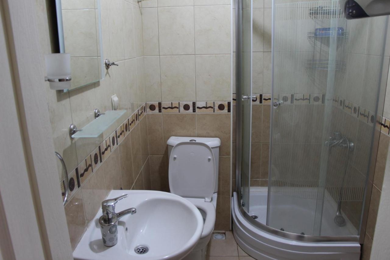 Kinzi House Apartment