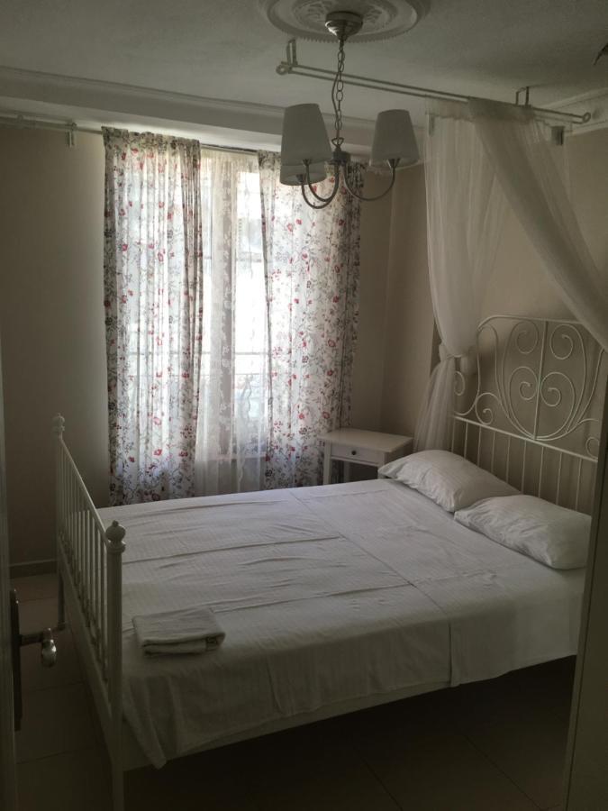 Kinzi House Apartment